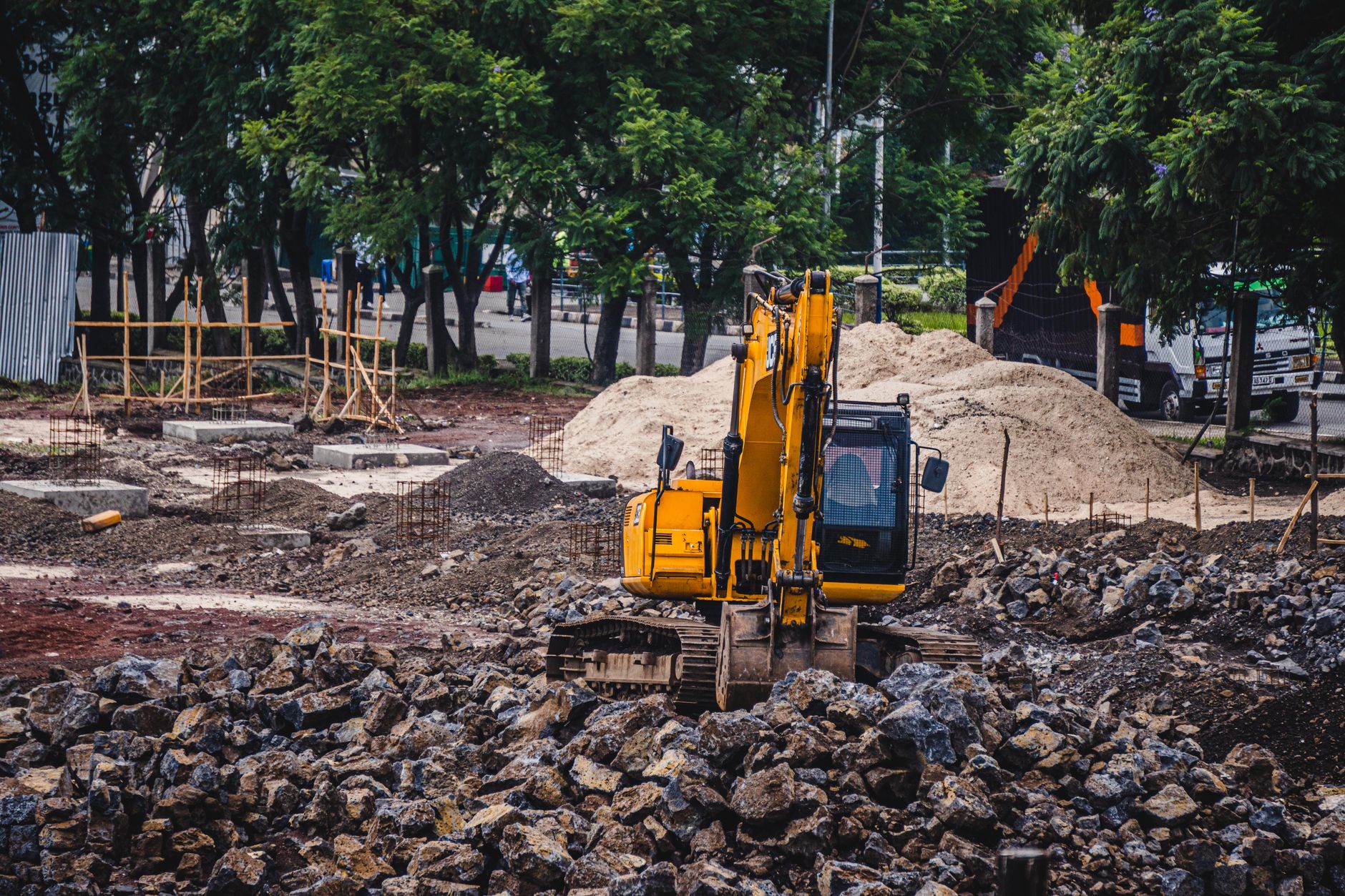 Equipment Financing vs. a Working Capital Advance: The Right Way to Fund a $60K Purchase