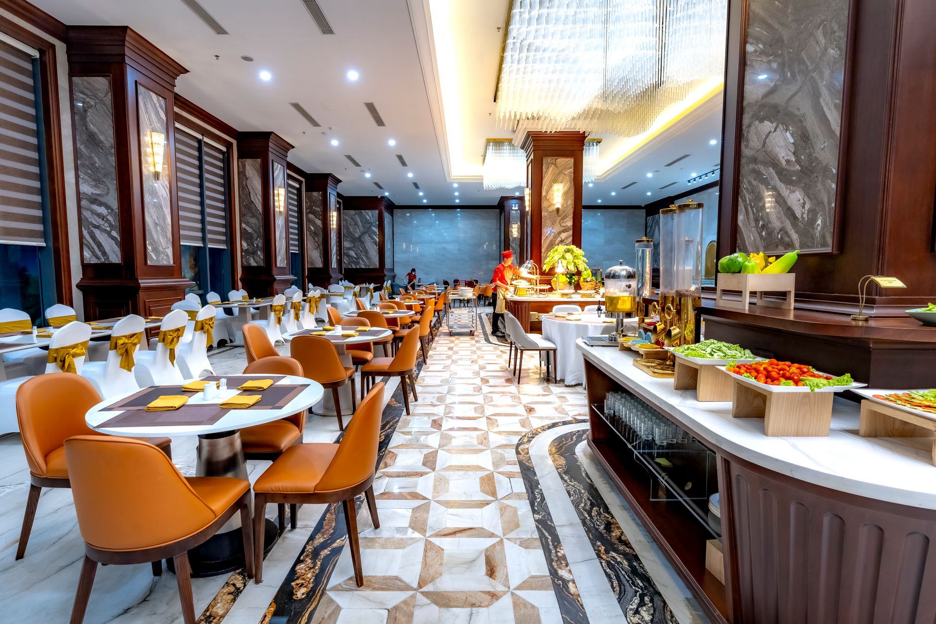 Holiday Season Working Capital for NYC Restaurants: How to Fund Staff, Inventory, and Private Events Before November